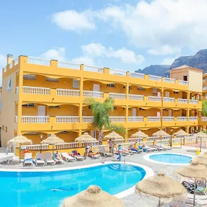 el-marques-palace-puerto-de-santiago.in-canary-islands.com/